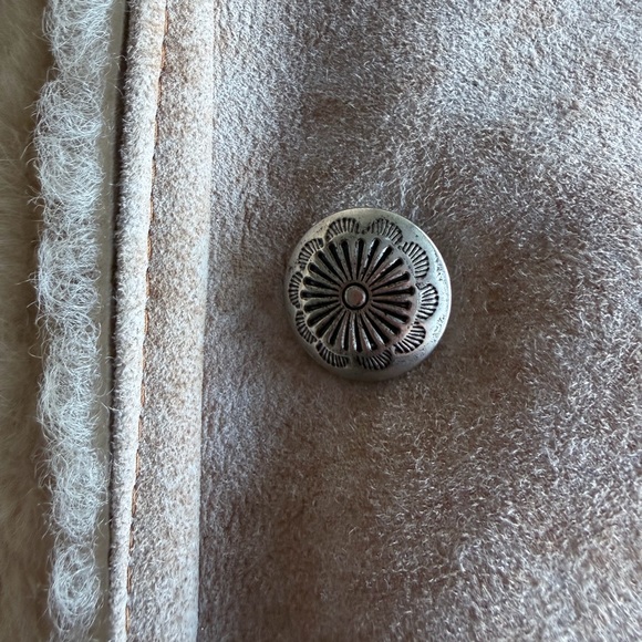 Women's Tan 100% sheepskin Shearling Coat size small - Picture 4 of 11